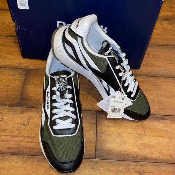 New -CLASSIC LEATHER LEGACY AZ SHOES - Picture 1 of 8